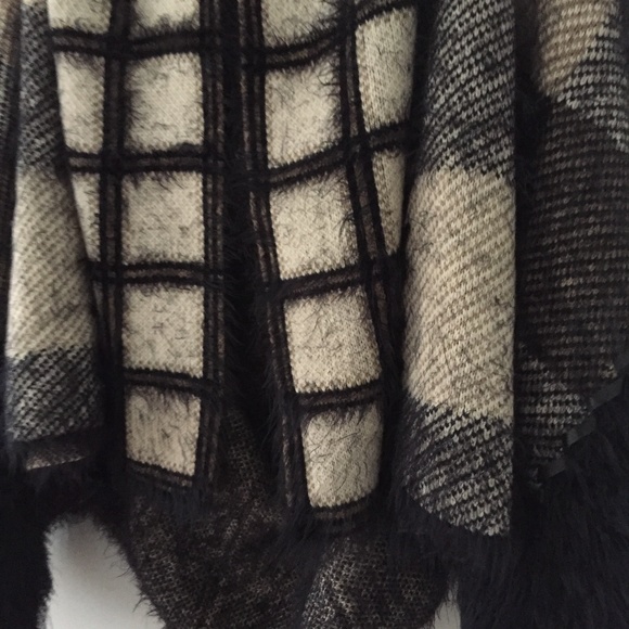 BCBGMaxAzria Cozy Sleeveless Shrug - Picture 13 of 16